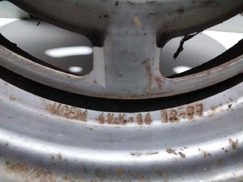 Recambio de llanta hierro para sava j-4 1.0 referencia OEM IAM 144TORNILLOS  