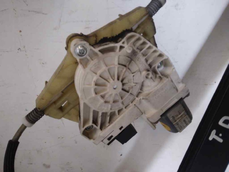 Recambio de elevalunas trasero derecho para audi a6 berlina (4f2) 3.2 fsi quattro referencia OEM IAM 4F0839462  