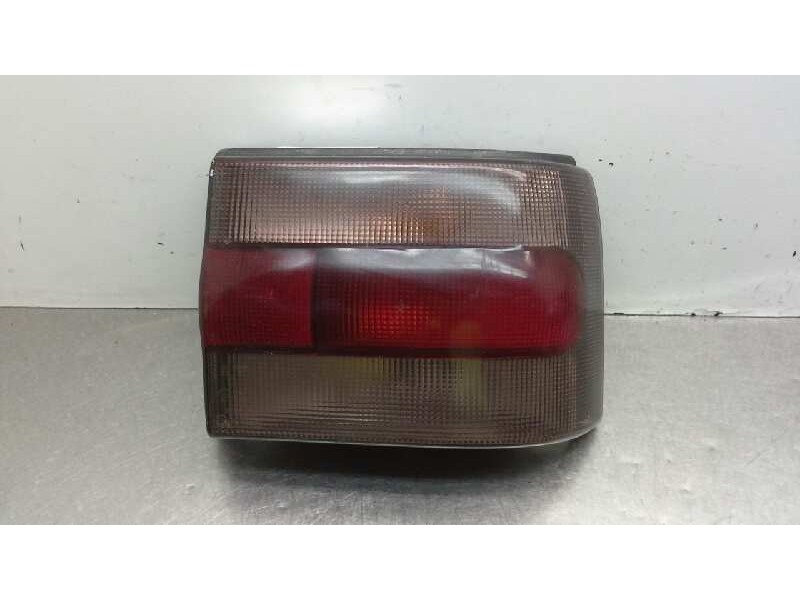 Recambio de piloto trasero derecho para renault 19 hatchback (b/c53) europa referencia OEM IAM   