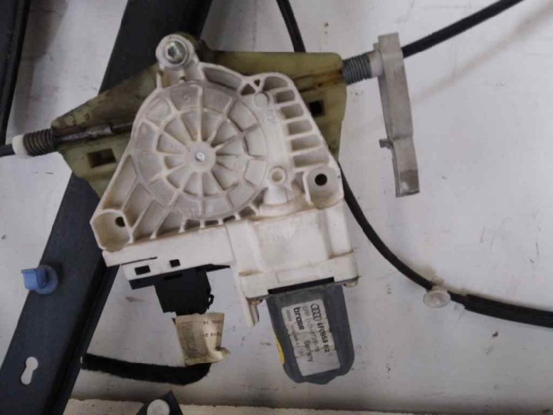 Recambio de elevalunas delantero derecho para audi a6 berlina (4f2) 3.2 fsi quattro referencia OEM IAM 4F0959802  