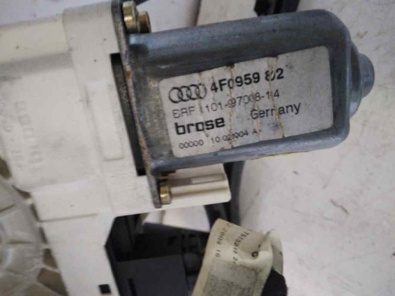 Recambio de elevalunas delantero derecho para audi a6 berlina (4f2) 3.2 fsi quattro referencia OEM IAM 4F0959802  