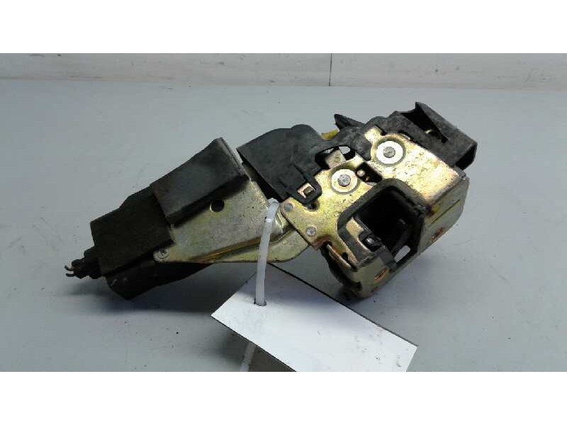 Recambio de cerradura puerta delantera derecha para mitsubishi carisma berina 5 (da0) 1800 gdi lx referencia OEM IAM MR912016  