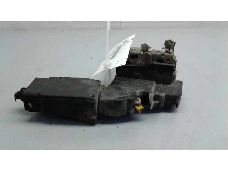 Recambio de cerradura puerta delantera derecha para mitsubishi carisma berina 5 (da0) 1800 gdi lx referencia OEM IAM MR912016  