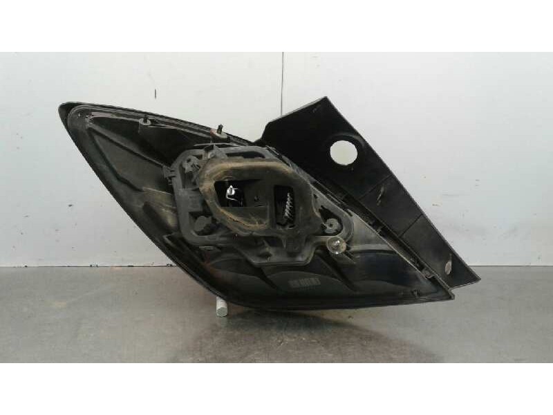 Recambio de piloto trasero derecho para opel astra gtc sport referencia OEM IAM   