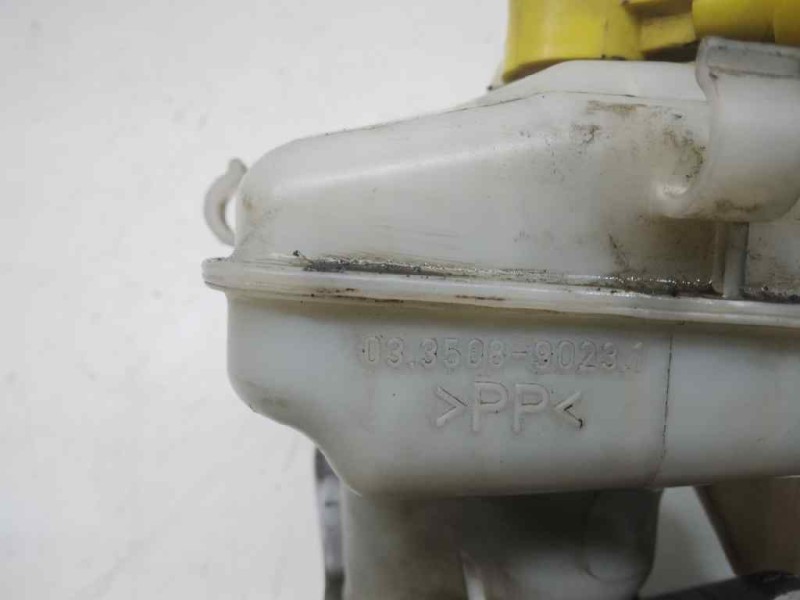 Recambio de bomba freno para opel insignia berlina sport 4x4 referencia OEM IAM 03350890231  