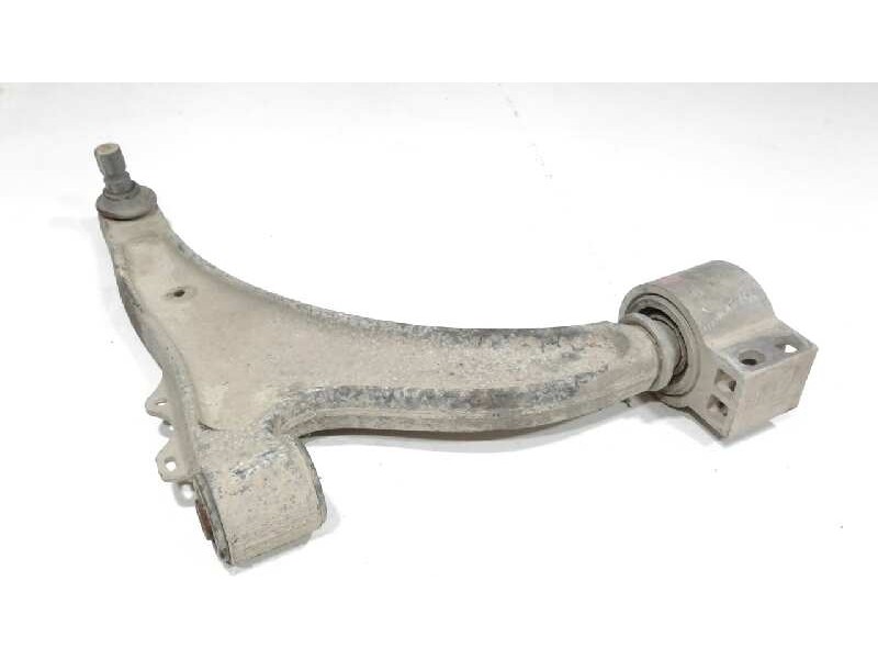Recambio de brazo suspension inferior delantero derecho para opel insignia berlina sport 4x4 referencia OEM IAM   