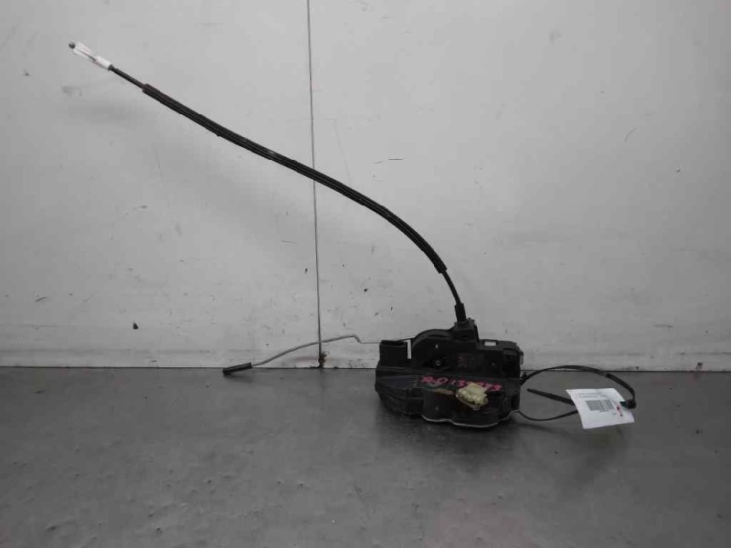 Recambio de cerradura puerta delantera derecha para opel insignia berlina sport 4x4 referencia OEM IAM   