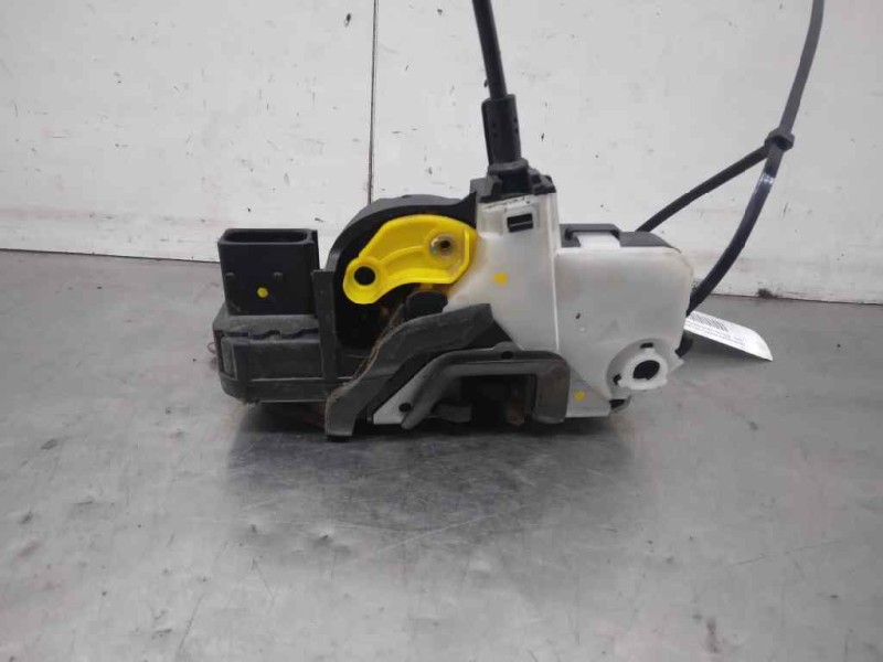 Recambio de cerradura puerta delantera izquierda para opel insignia berlina sport 4x4 referencia OEM IAM   