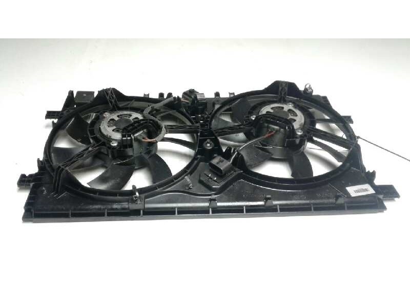 Recambio de electroventilador para opel insignia berlina sport 4x4 referencia OEM IAM 22915386  