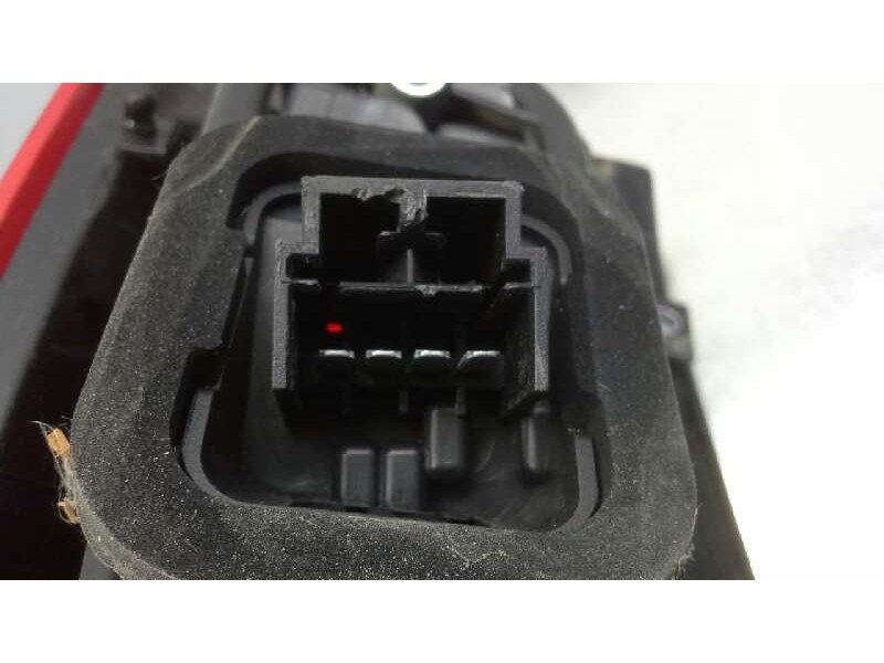 Recambio de piloto trasero izquierdo para fiat punto (199) easy referencia OEM IAM   