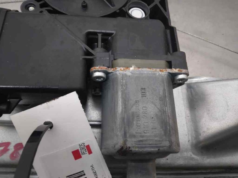 Recambio de elevalunas trasero derecho para opel insignia berlina sport 4x4 referencia OEM IAM 910280103  