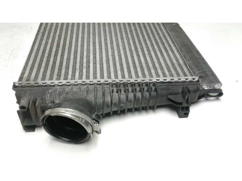 Recambio de intercooler para opel insignia berlina sport 4x4 referencia OEM IAM P1831002  