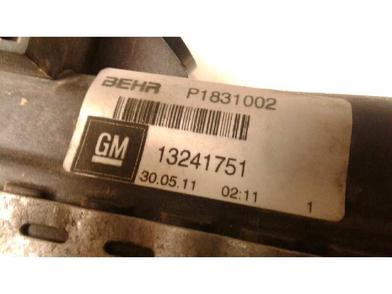 Recambio de intercooler para opel insignia berlina sport 4x4 referencia OEM IAM P1831002  