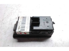 Recambio de mando elevalunas delantero izquierdo para opel insignia berlina sport 4x4 referencia OEM IAM 13222224   2