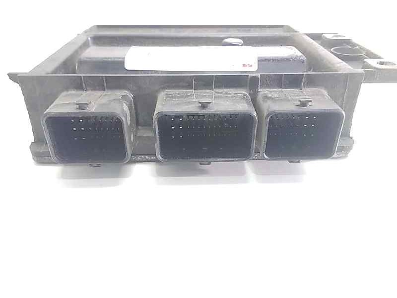 Recambio de centralita motor uce para renault megane ii berlina 5p authentique referencia OEM IAM 8200334419  