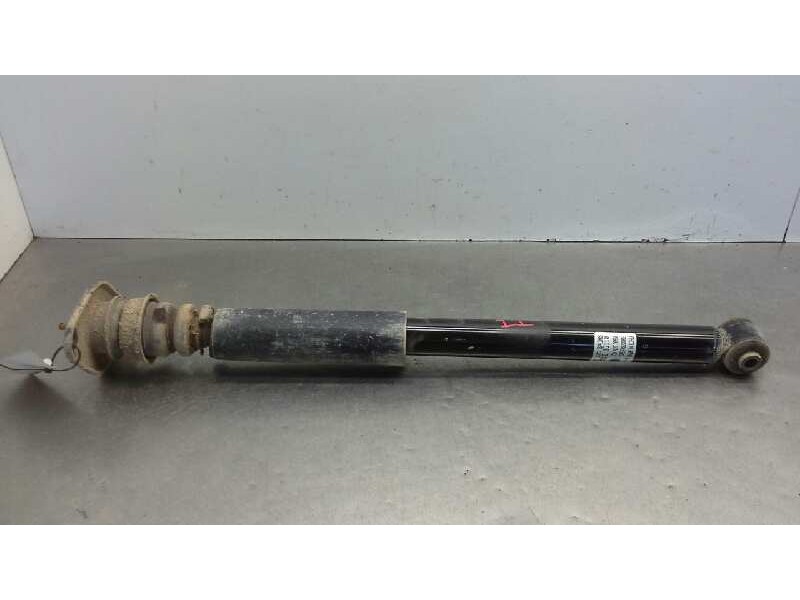 Recambio de amortiguador trasero izquierdo para kia rio 1.5 crdi active referencia OEM IAM   