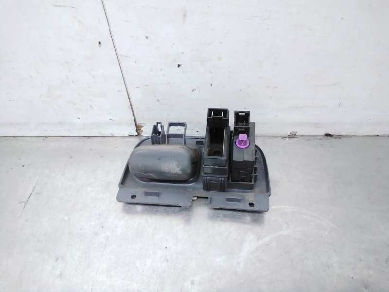 Recambio de regulador luces faros para renault megane i fase 2 berlina (ba0) 1.6 16v rxi (ba04) referencia OEM IAM   