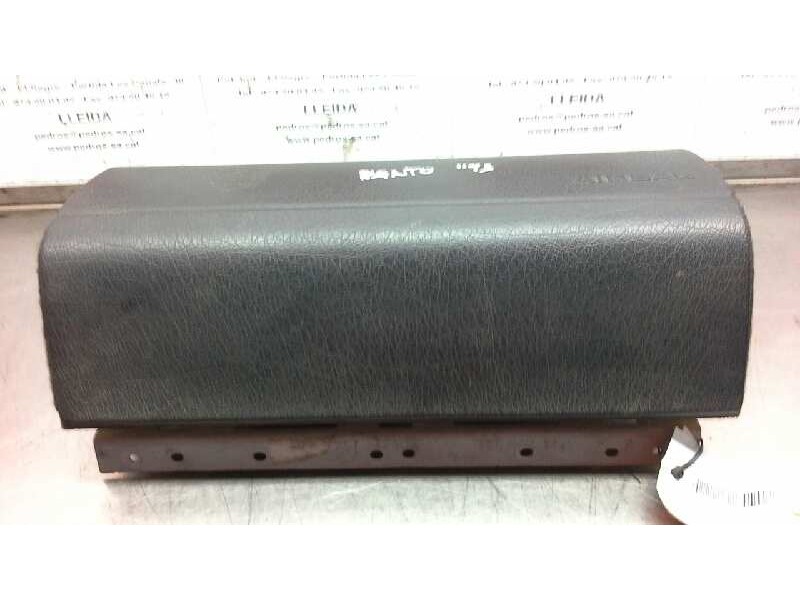 Recambio de airbag delantero derecho para volkswagen vento (1h2) referencia OEM IAM 357880216  99780