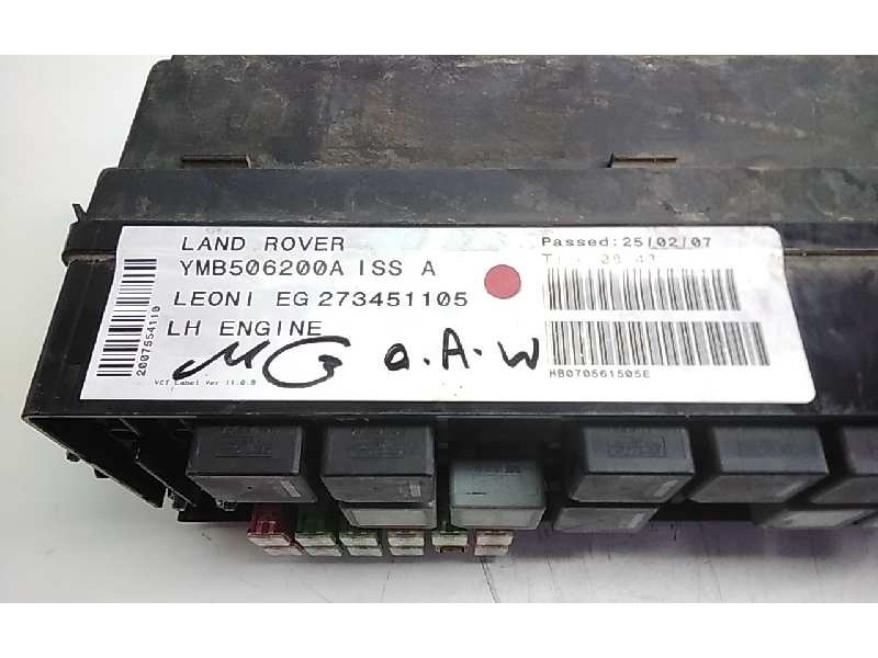 Recambio de caja fusibles para land rover discovery v6 td se referencia OEM IAM 2007554110 YMB506200A 