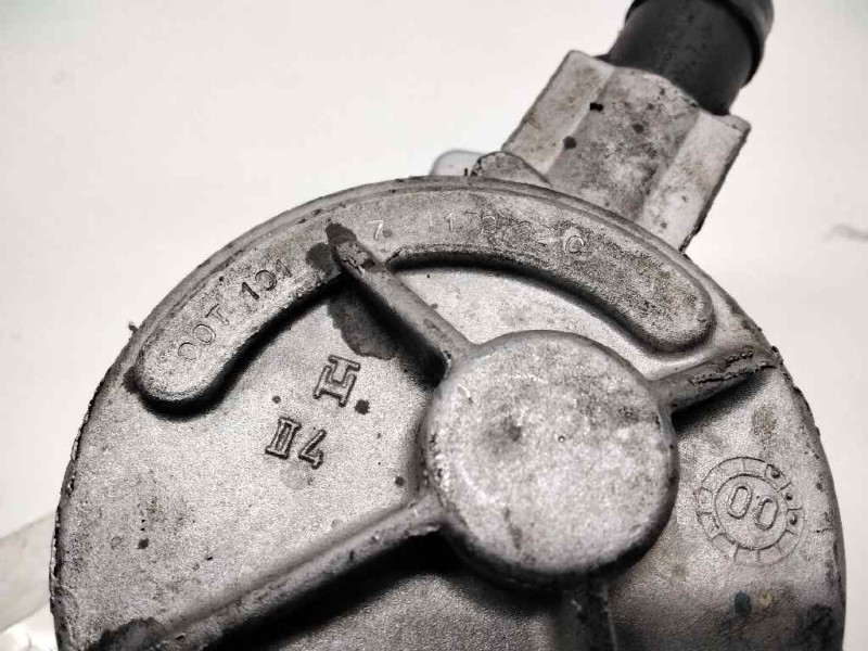 Recambio de depresor freno / bomba vacio para renault kangoo (f/kc0) referencia OEM IAM 721172220 PIERBURG 99929