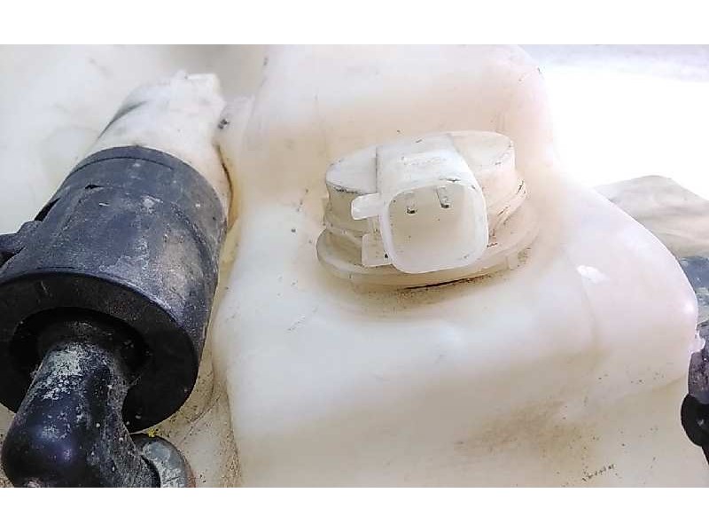 Recambio de deposito limpia para land rover discovery v6 td se referencia OEM IAM 217037B20  