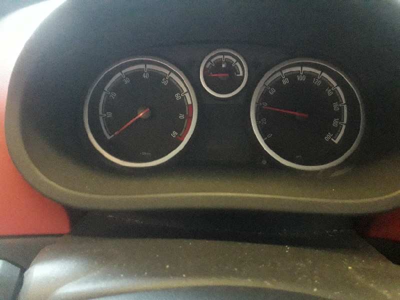 opel corsa d del año 2007