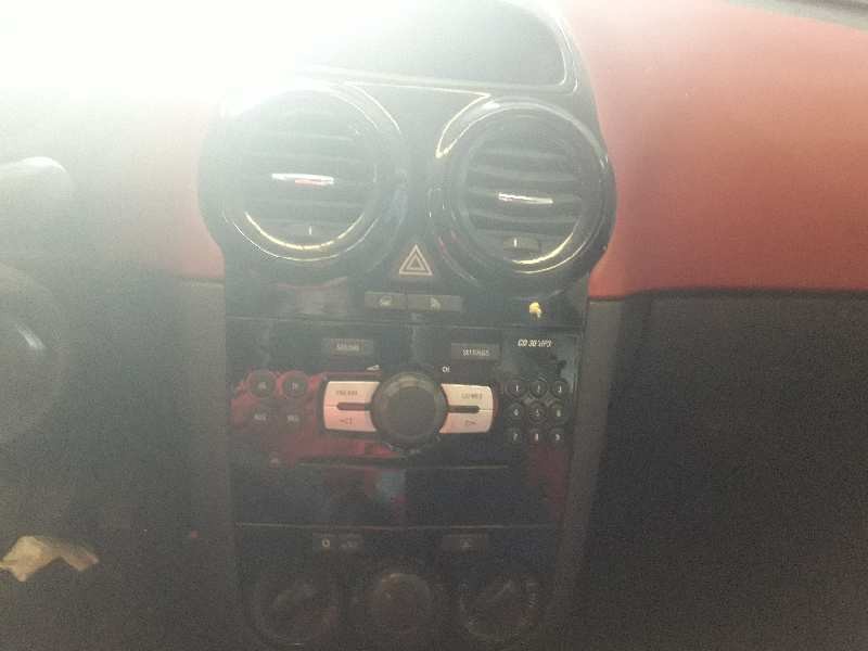 opel corsa d del año 2007