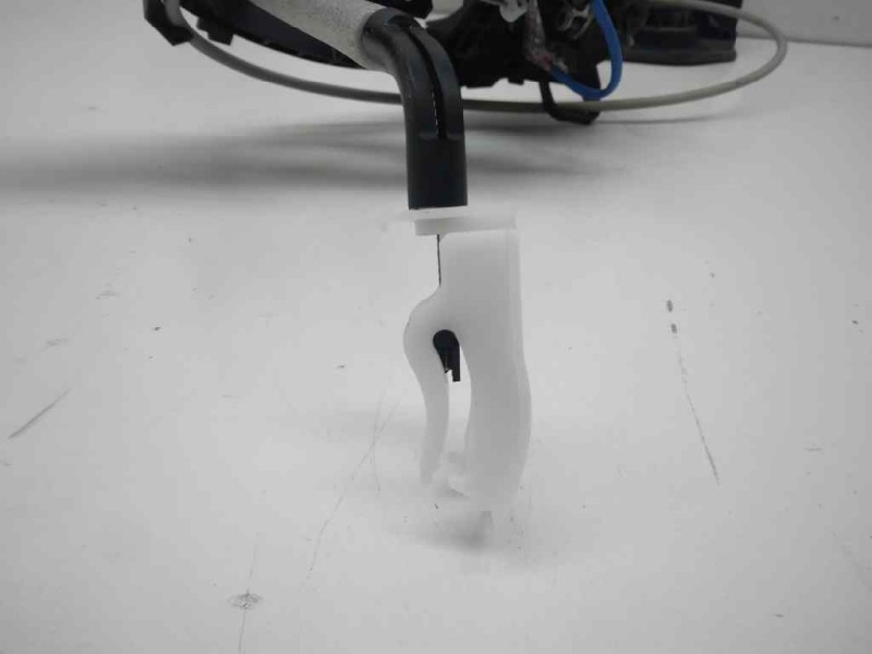 Recambio de cerradura puerta trasera izquierda para bmw serie 3 gran turismo (f34) 320d referencia OEM IAM   