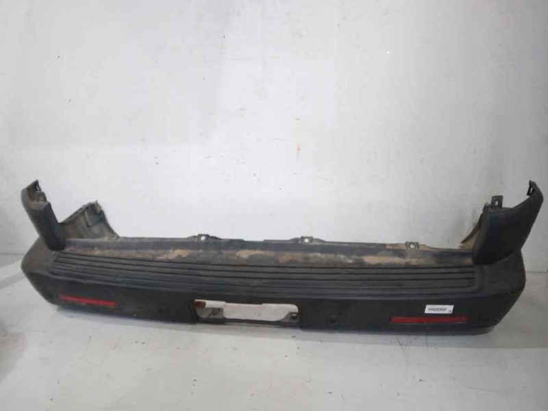 Recambio de paragolpes trasero para land rover discovery v6 td se referencia OEM IAM   