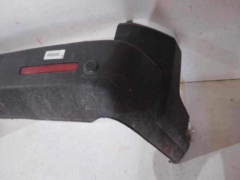 Recambio de paragolpes trasero para land rover discovery v6 td se referencia OEM IAM   