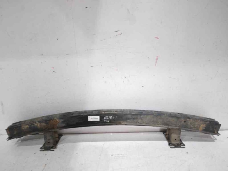 Recambio de refuerzo paragolpes delantero para land rover discovery v6 td se referencia OEM IAM   