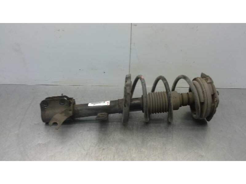 Recambio de amortiguador delantero derecho para renault clio iii confort expression referencia OEM IAM 8200676026  