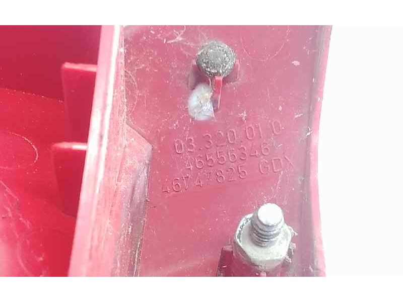 Recambio de piloto trasero izquierdo porton para alfa romeo 147 (190) 1.9 jtd distinctive referencia OEM IAM 46556346  