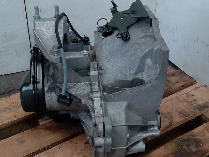 Recambio de caja cambios para ford focus iii 1.0 ecoboost referencia OEM IAM CA6R7002  