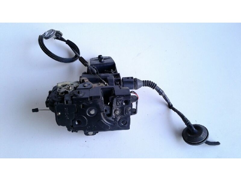 Recambio de cerradura puerta trasera izquierda para volkswagen passat berlina (3b2) comfortline referencia OEM IAM   