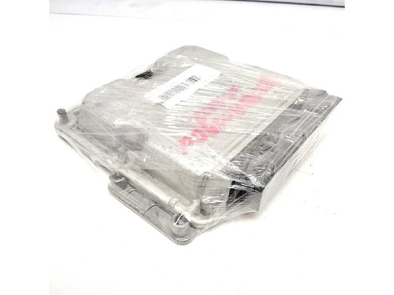 Recambio de centralita motor uce para renault trafic caja cerrada (ab 4.01) referencia OEM IAM 0281010632  