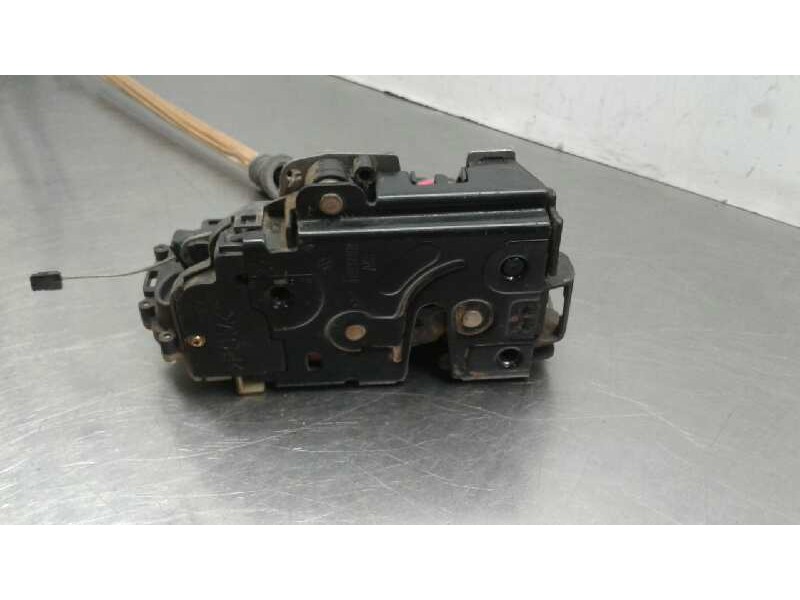 Recambio de cerradura puerta delantera derecha para seat leon (1m1) signo referencia OEM IAM   