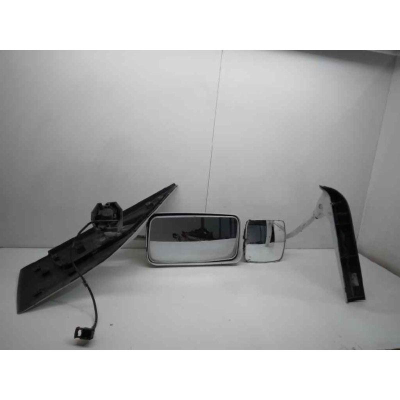 Recambio de retrovisor derecho para renault premium route 2006 fg 4x2 larga distancia referencia OEM IAM   