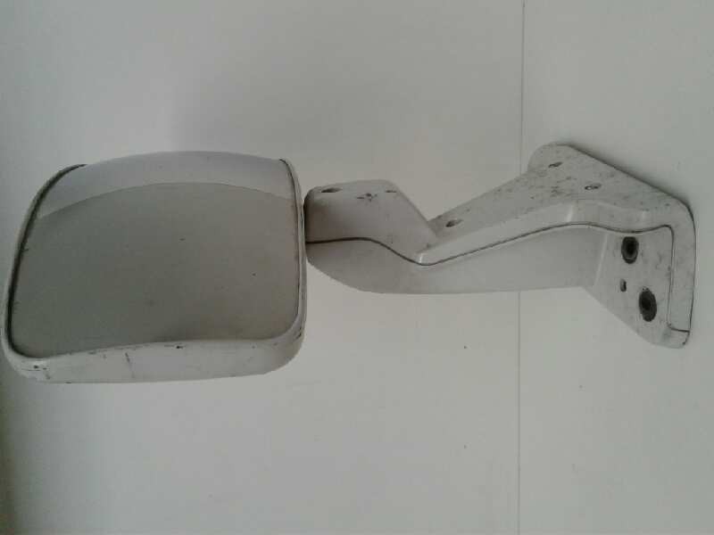 Recambio de retrovisor frontal para renault premium route 2006 fg 4x2 larga distancia referencia OEM IAM   