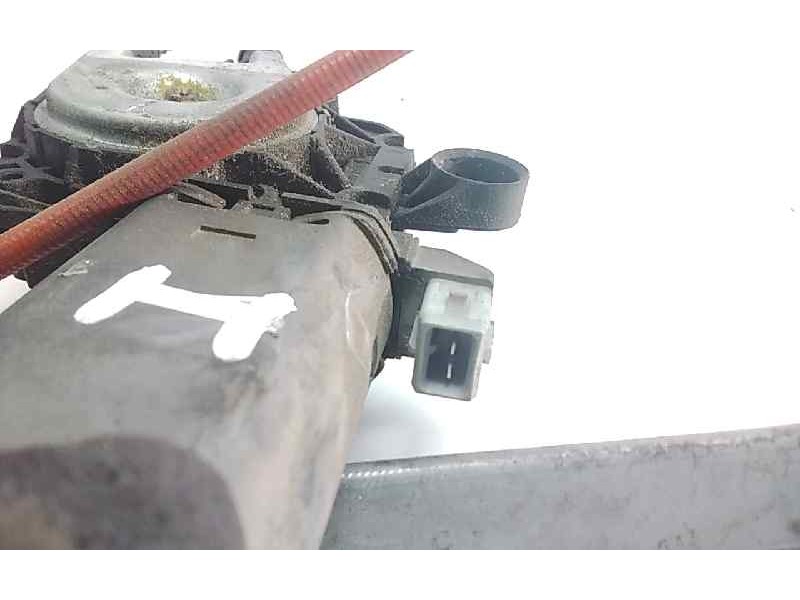 Recambio de elevalunas delantero izquierdo para citroen saxo 1.5 d sx referencia OEM IAM 9221H2  