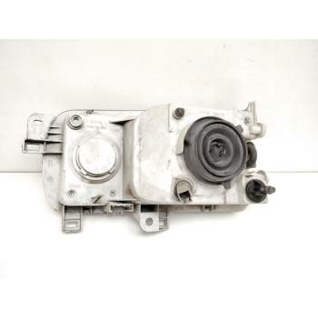 Recambio de faro derecho para nissan serena (c23) 2.3 d referencia OEM IAM 260107C000 67725880 