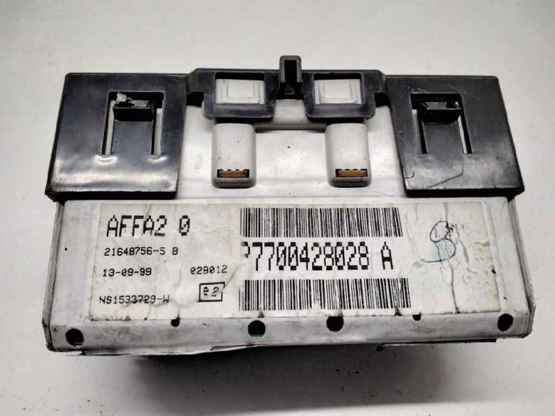 Recambio de pantalla multifuncion para renault kangoo (f/kc0) 1.9 diesel referencia OEM IAM P7700428028A  