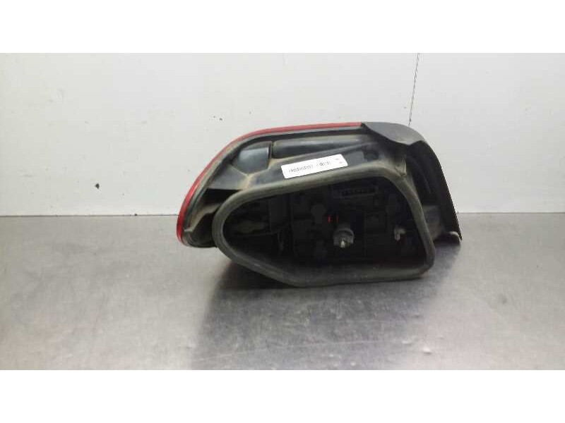 Recambio de piloto trasero derecho para citroen xsara coupe 1.9 td vts referencia OEM IAM   