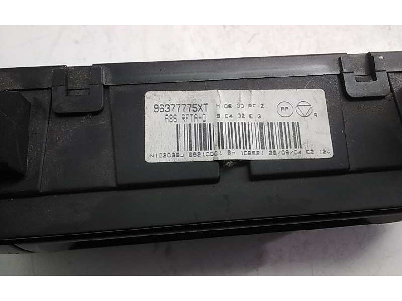 Recambio de mando climatizador para citroen c3 1.4 hdi sx plus referencia OEM IAM 96377775XT  