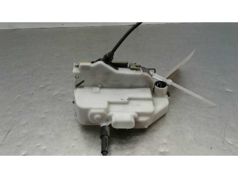 Recambio de cerradura puerta delantera derecha para citroen c3 1.4 hdi sx plus referencia OEM IAM   