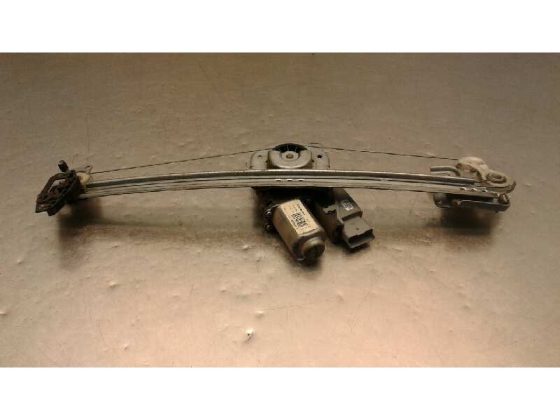 Recambio de elevalunas delantero derecho para citroen c3 1.4 hdi sx plus referencia OEM IAM 400618H  