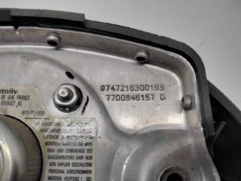 Recambio de airbag delantero izquierdo para renault megane i fase 2 classic (la..) 1.6 referencia OEM IAM 7700846157D  