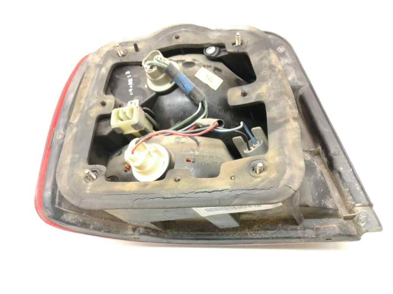 Recambio de piloto trasero derecho para hyundai lantra berlina (rd) referencia OEM IAM   