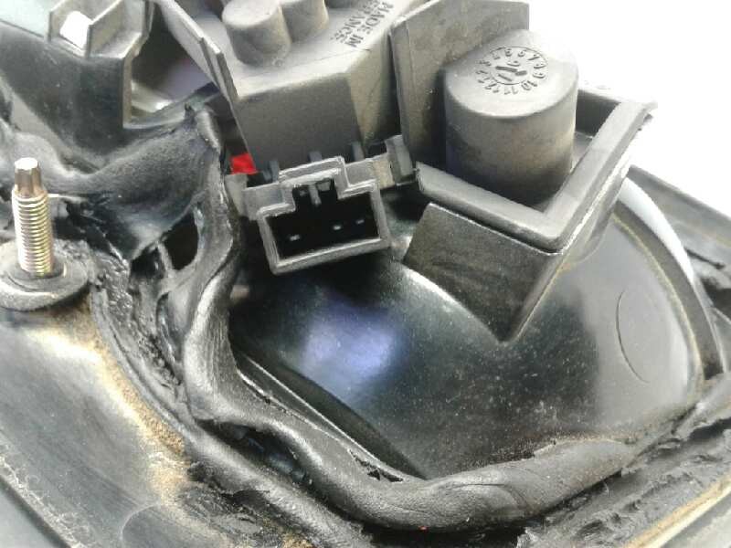 Recambio de piloto trasero derecho porton para nissan primera berlina (p11) slx referencia OEM IAM   