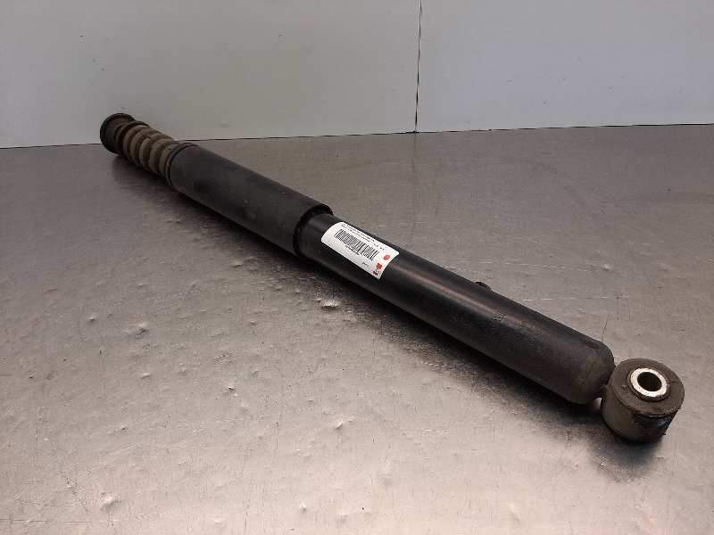 Recambio de amortiguador trasero izquierdo para renault clio iii confort dynamique referencia OEM IAM   